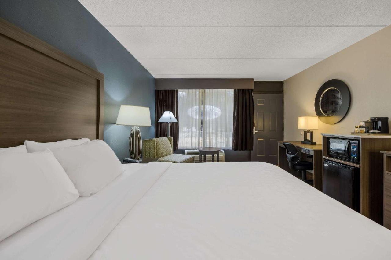 Quality Inn Asheville Airport Fletcher Exterior photo