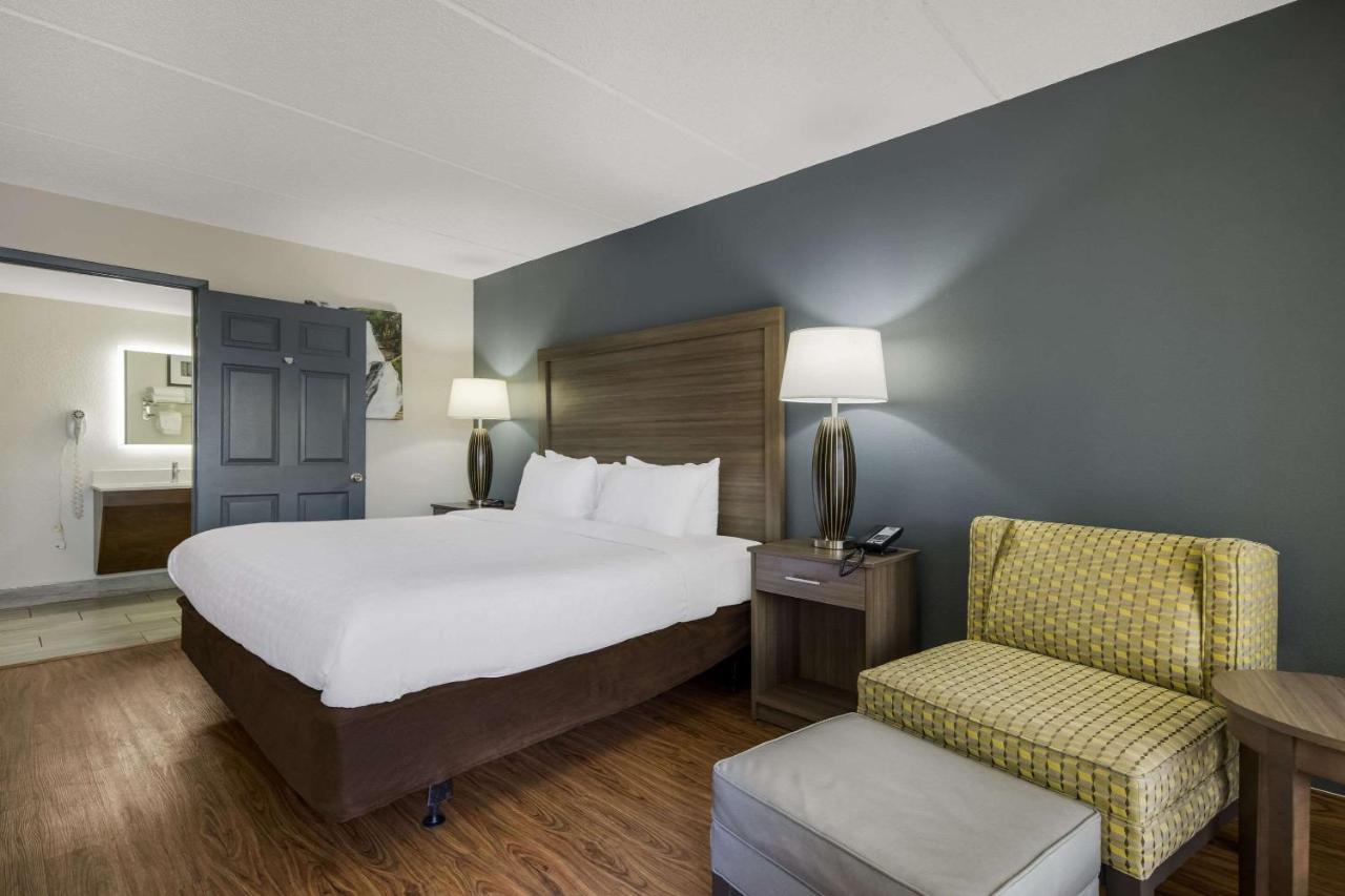 Quality Inn Asheville Airport Fletcher Exterior photo