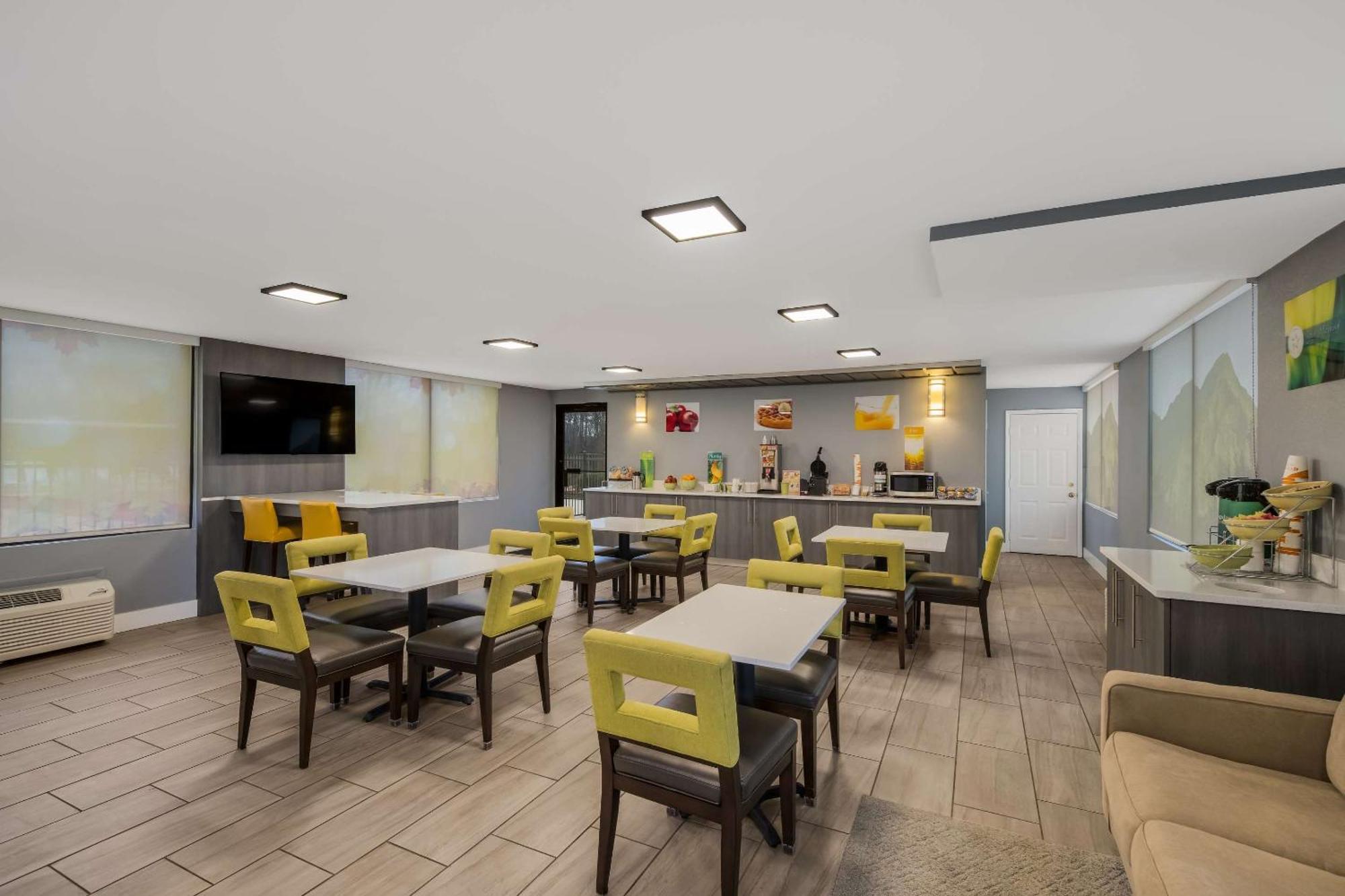 Quality Inn Asheville Airport Fletcher Exterior photo