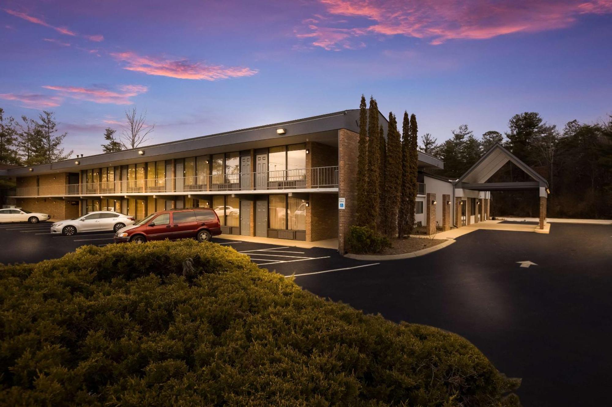 Quality Inn Asheville Airport Fletcher Exterior photo