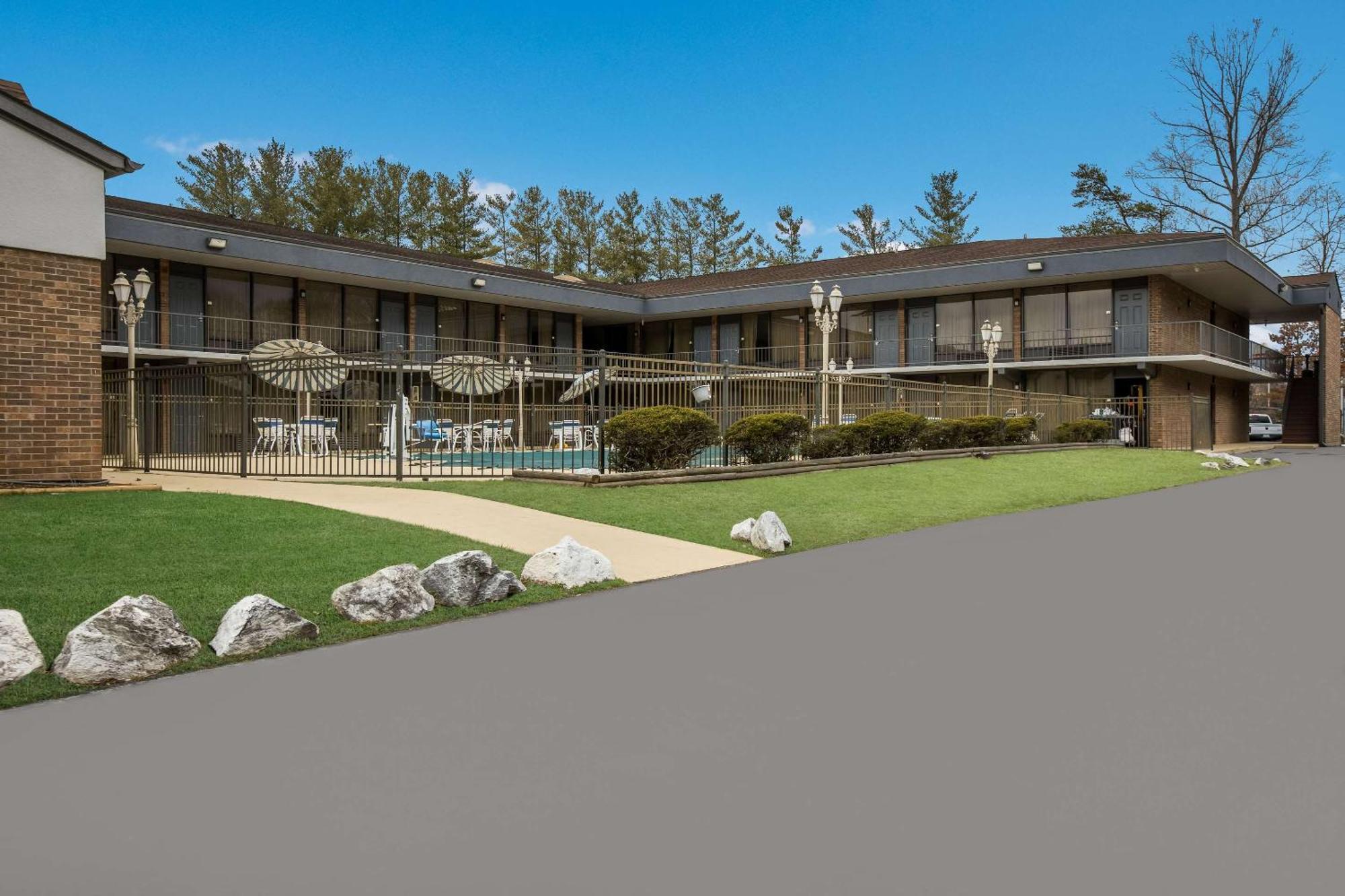 Quality Inn Asheville Airport Fletcher Exterior photo