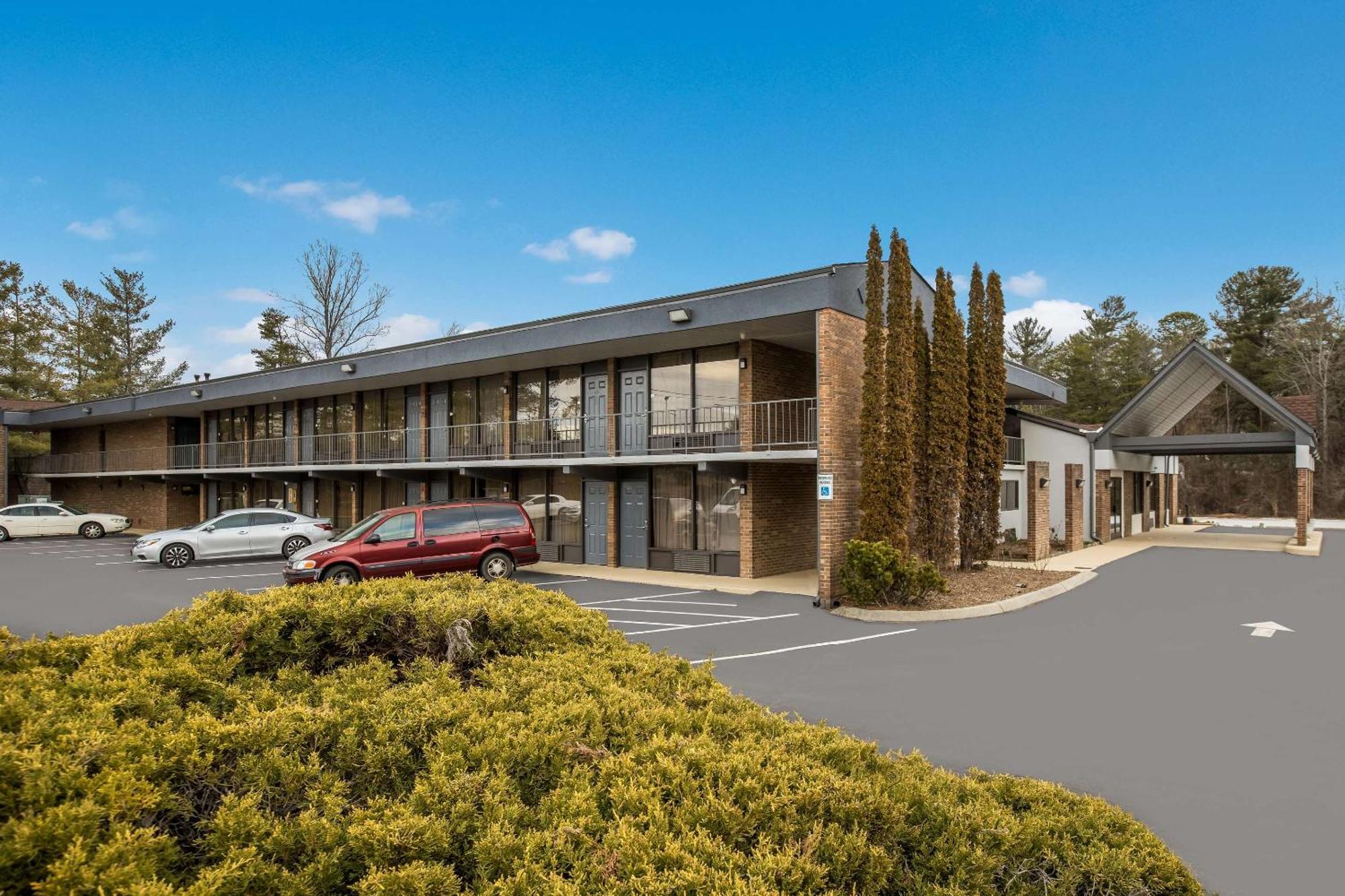 Quality Inn Asheville Airport Fletcher Exterior photo